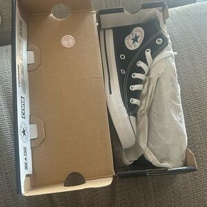 Brand New Never been worn Converse Size 12 Kids